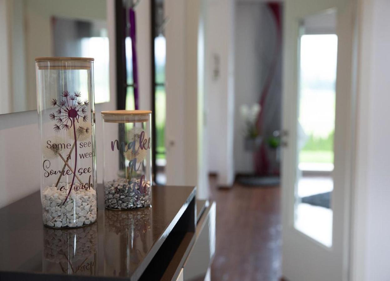 Ferienhaus Pusteblume ฟรายยุง ภายนอก รูปภาพ